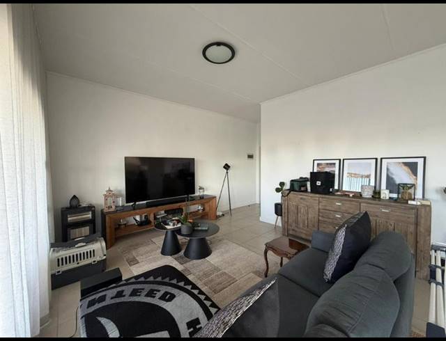 2 BEDROOM PROPERTY TO RENT IN CROYDON